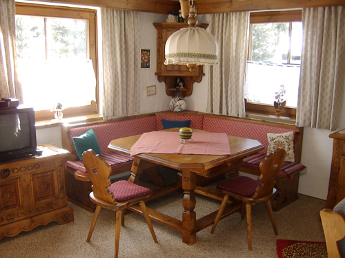 Wohnzimmer (Eßbereich)